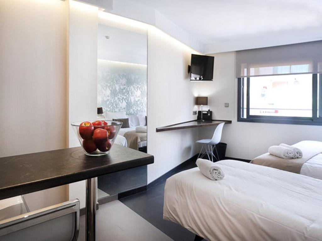 Barcelona Fifteen Central Aparthotel Room photo