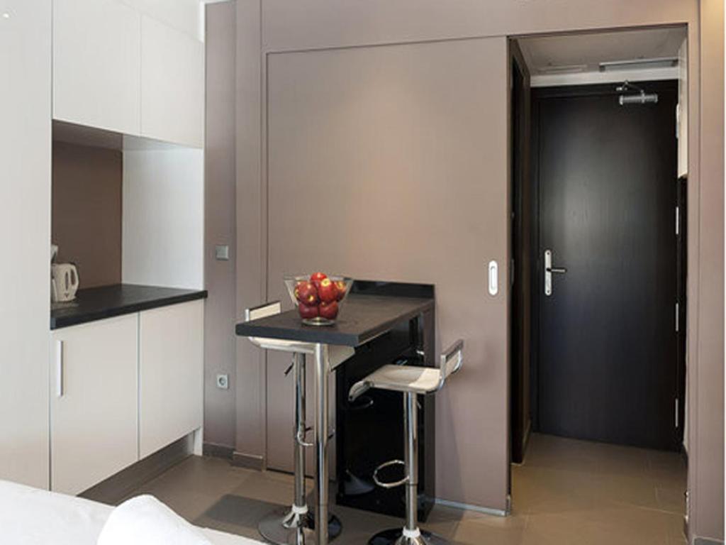 Barcelona Fifteen Central Aparthotel Room photo